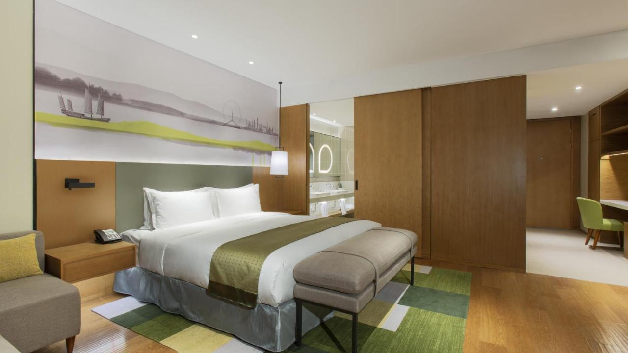 Holiday Inn & Suites Tianjin Downtown By Ihg,Tianjin Drum Tower,Joycity Shopping Mall,Tianjin Ancient Cultural Street,Haihe River,The Porcelain House,Convenient Access To Tianjin Binhai International Airport 외부 사진